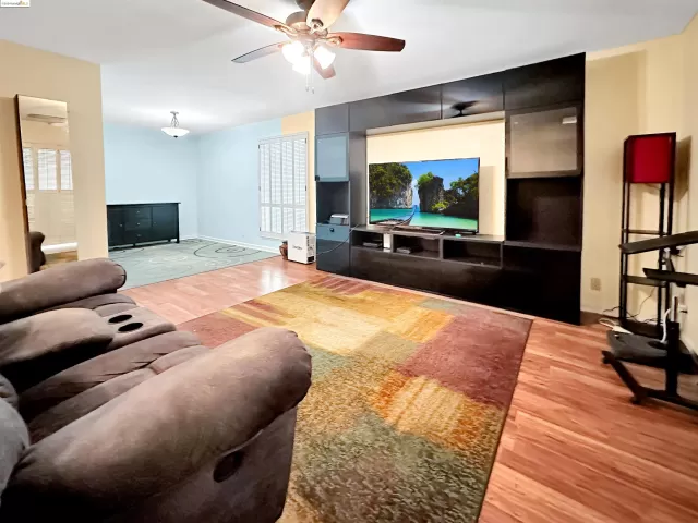 MLS: 41050672 Condo For Sale
