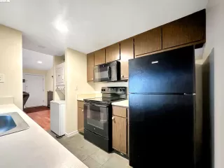 Photo #6: 41050672 Listing