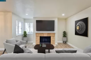 Photo #2: 41050696 Listing