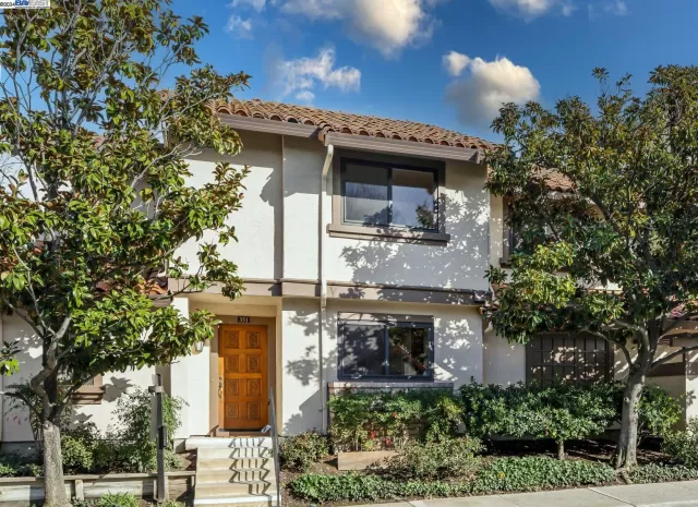 MLS: 41050735 Condo For Sale