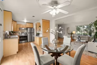 Photo #2: 41050752 Listing 