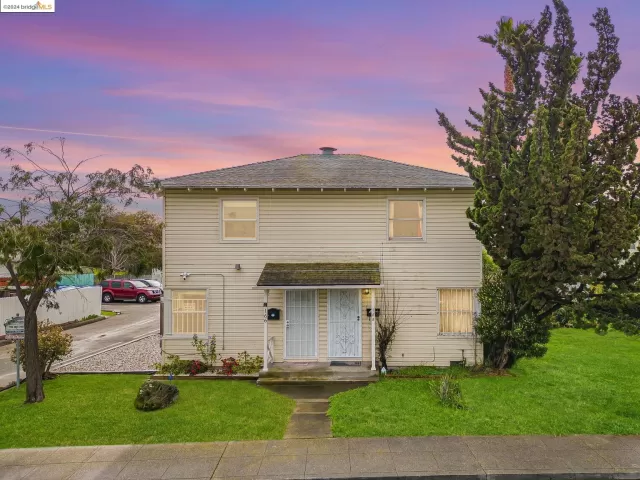 MLS: 41050789 Condo For Sale