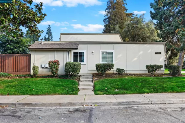 MLS: 41050796 Condo For Sale