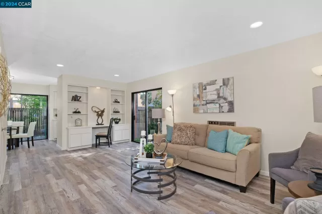 MLS: 41050828 Condo For Sale