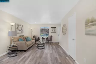 Photo #3: 41050828 Listing