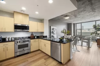 Photo #1: 41050843 Listing 