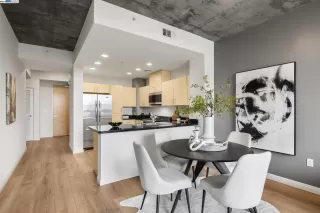 Photo #5: 41050843 Listing 