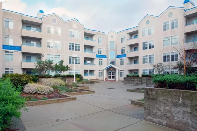 MLS: 41050860 Condo For Sale