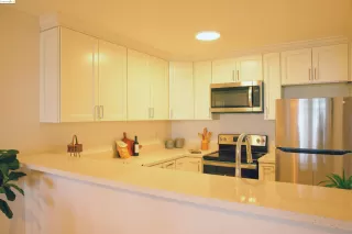 Photo #6: 41050860 Listing