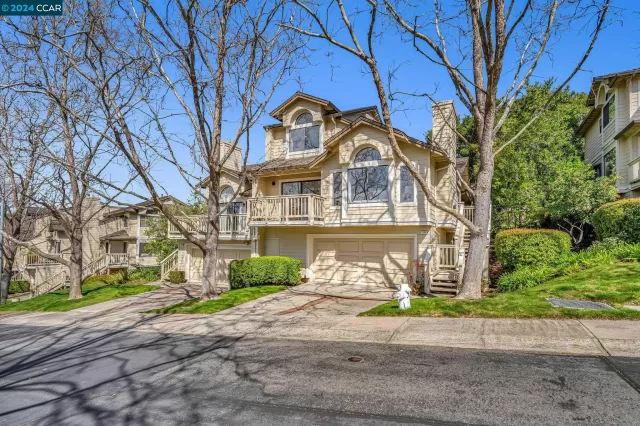 MLS: 41050866 Condo For Sale