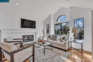 Photo #5: 41050866 Listing