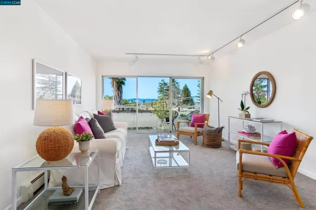 MLS: 41050875 Condo For Sale