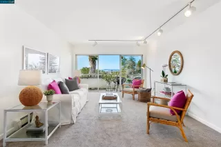 Photo #2: 41050875 Listing 