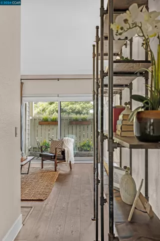 Photo #5: 41050906 Listing