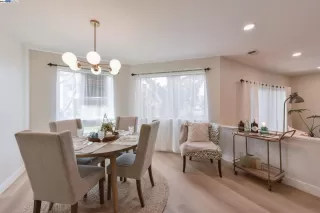 Photo #6: 41050910 Listing 