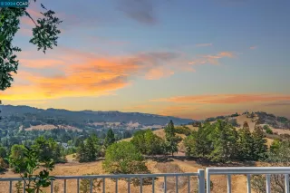 Photo #1: 41050940 Listing