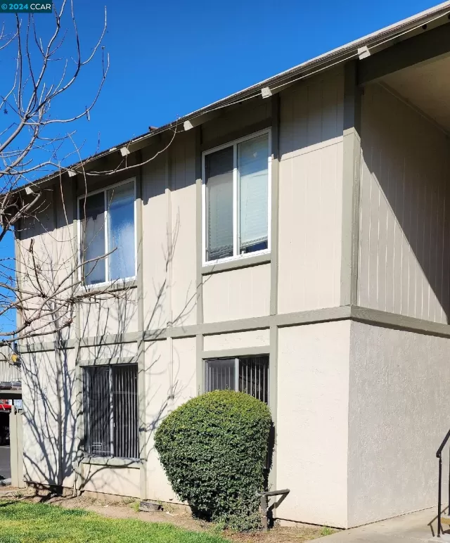 MLS: 41050954 Condo For Sale