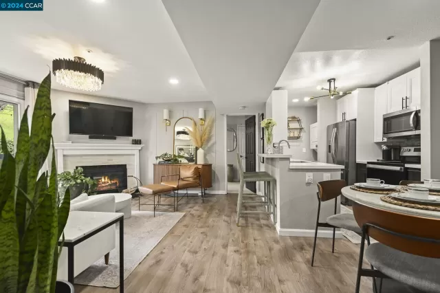 MLS: 41051030 Condo For Sale