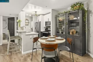 Photo #2: 41051030 Listing