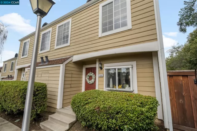 MLS: 41051064 Condo For Sale