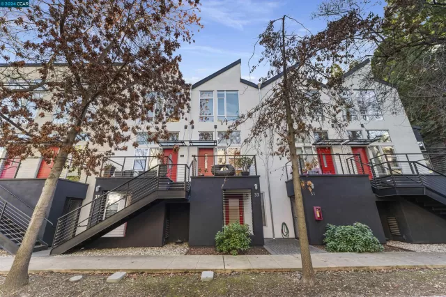 MLS: 41051070 Condo For Sale