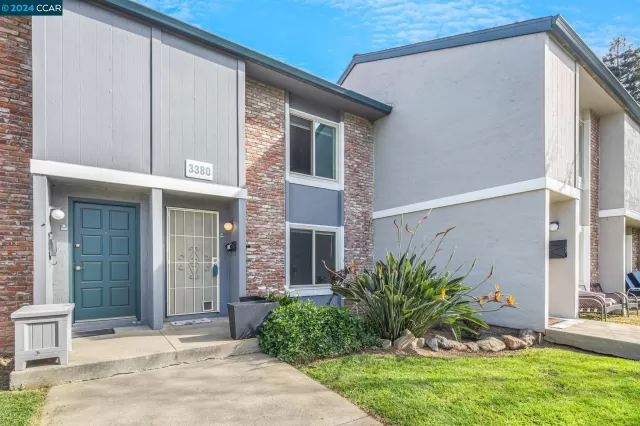 MLS: 41051074 Condo For Sale