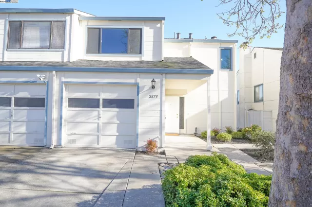 MLS: 41051078 Condo For Sale