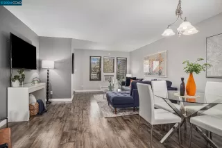 Photo #6: 41051103 Listing 