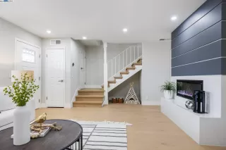 Photo #5: 41051196 Listing