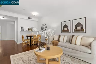 Photo #5: 41051235 Listing