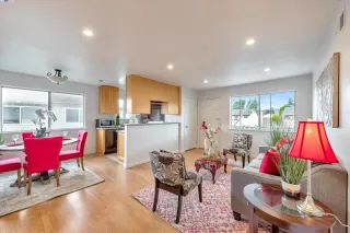 Photo #2: 41051261 Listing 