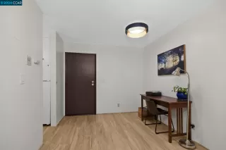 Photo #2: 41051322 Listing 