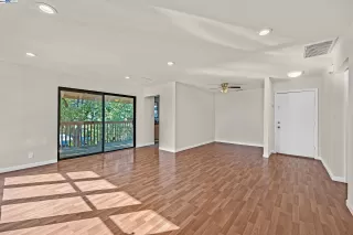 Photo #1: 41051338 Listing 