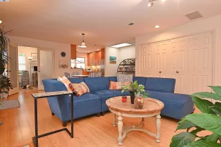 Photo #4: 41051399 Listing 