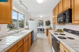 Photo #6: 41051470 Listing 