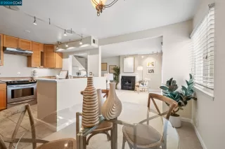 Photo #6: 41051498 Listing