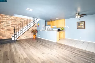 Photo #5: 41051503 Listing