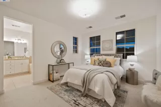 Photo #2: 41051504 Listing 