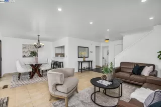 Photo #5: 41051532 Listing