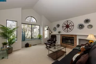 Photo #4: 41051533 Listing