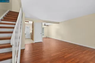 Photo #2: 41051564 Listing 