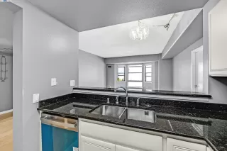 Photo #3: 41051618 Listing