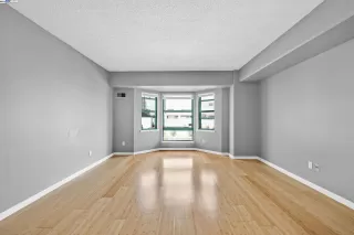 Photo #6: 41051618 Listing