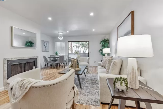 MLS: 41051664 Condo For Sale