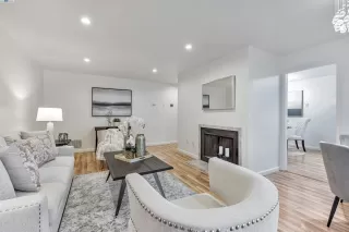 Photo #4: 41051664 Listing