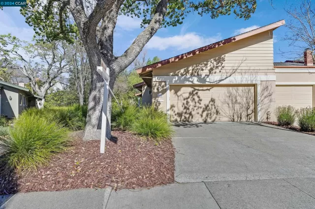 MLS: 41051809 Condo For Sale
