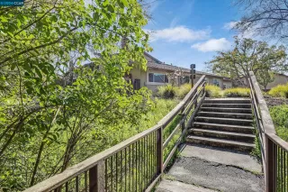 Photo #2: 41051809 Listing