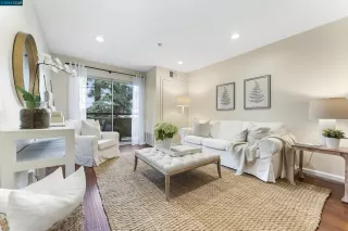 Photo #5: 41051871 Listing