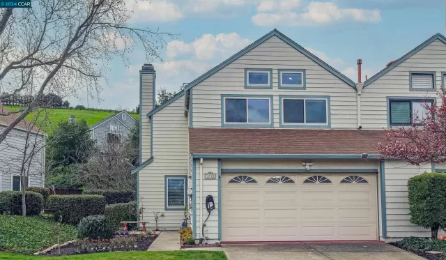 MLS: 41051881 Condo For Sale