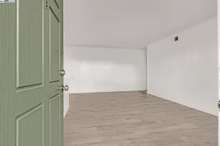 Photo #6: 41051938 Listing 